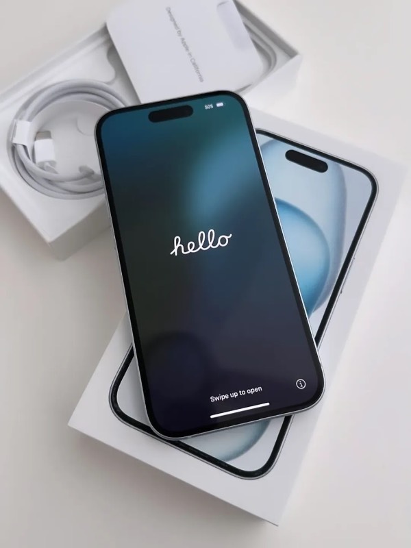 Miniatura 4 de iPhone 15