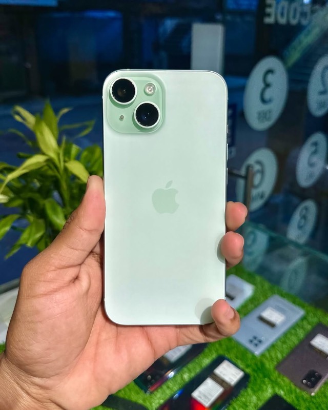 Miniatura 2 de iPhone 15