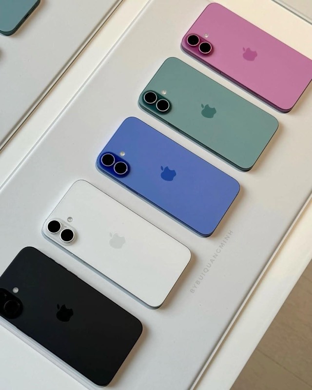 Miniatura 2 de iPhone 16