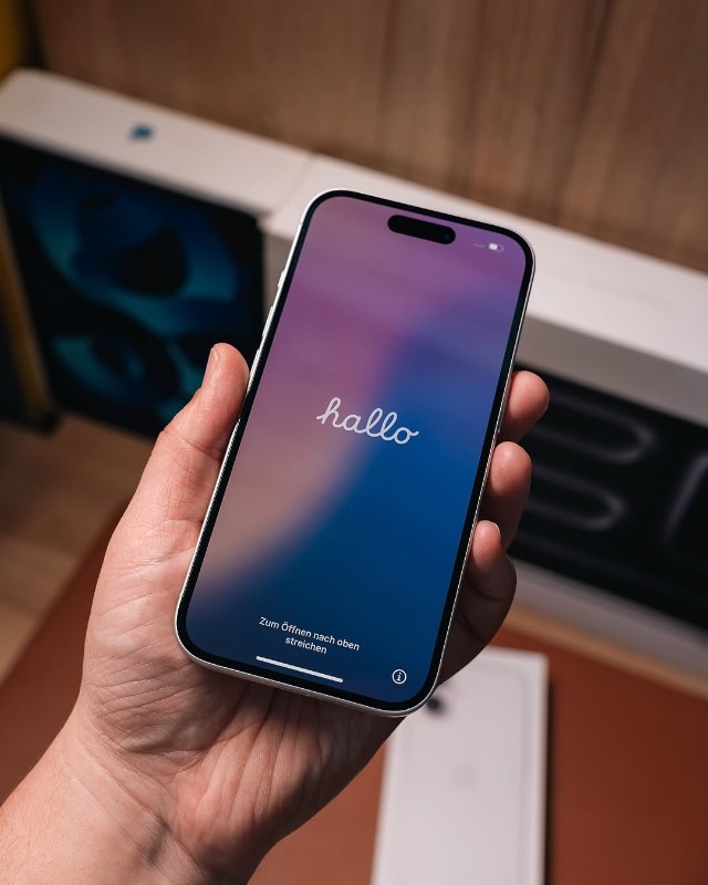Miniatura 4 de iPhone 16